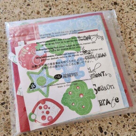 Creative Memories Candy Cane Paper Album Kit 2007 Holiday Christmas Scrapbooking - Picture 2 of 5